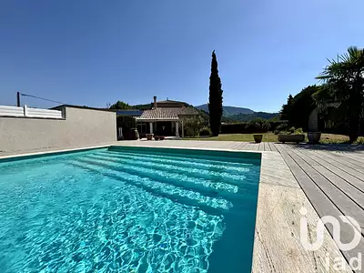 Maison, 156 m²