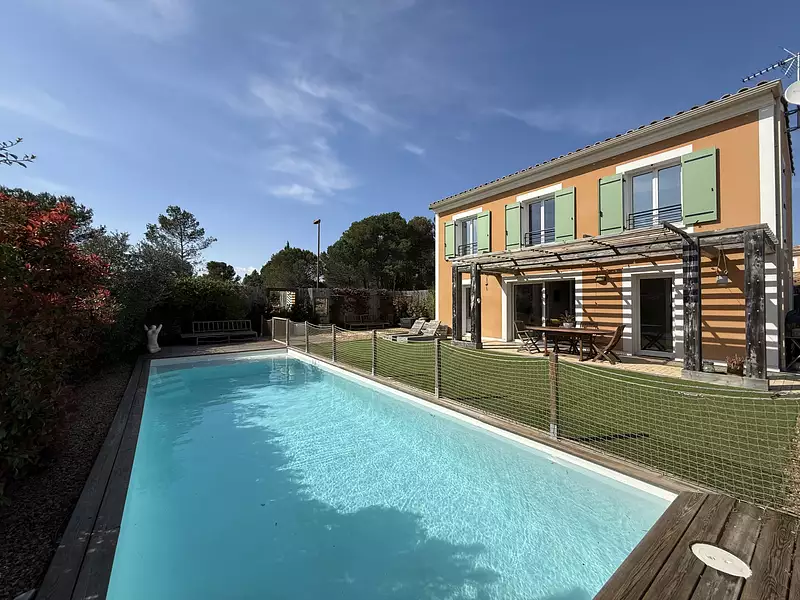 Maison, 97 m²
