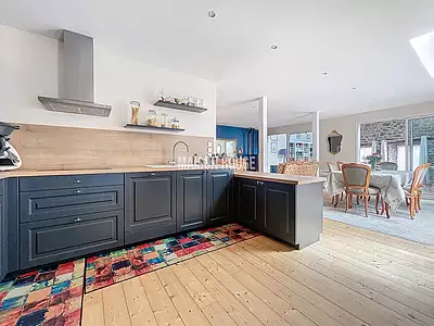 Maison, 235 m²