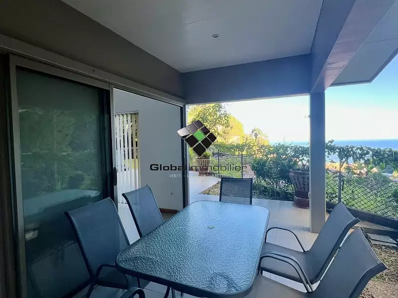Maison, 250 m²