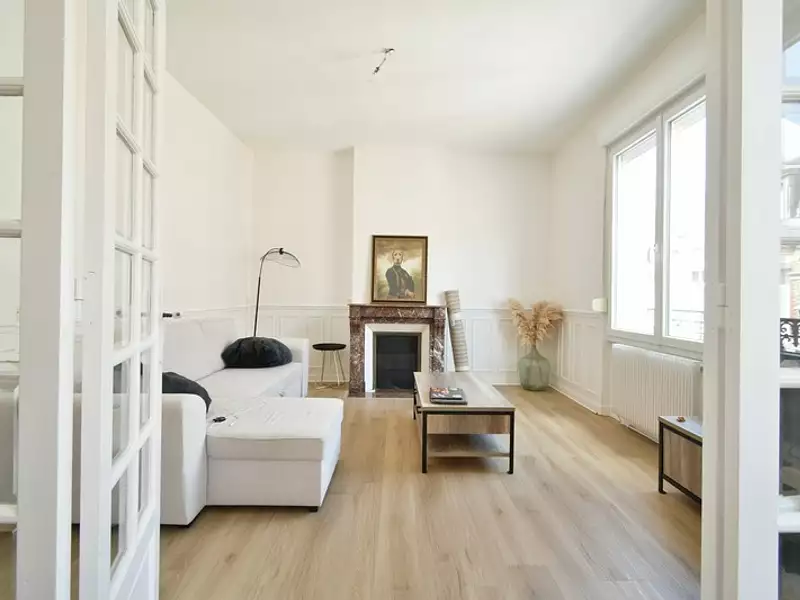 Immeuble, 130 m²
