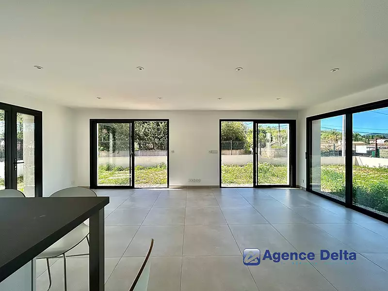 Maison, 132 m²