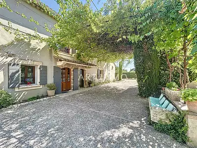 Maison, 250 m²