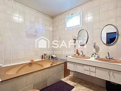 Maison, 179 m²