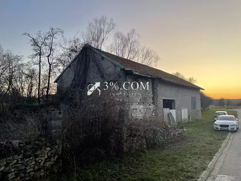 Terrain, 3 000 m²