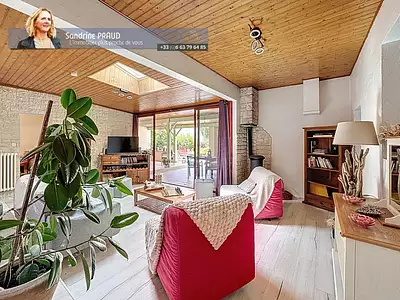 Maison, 166 m²