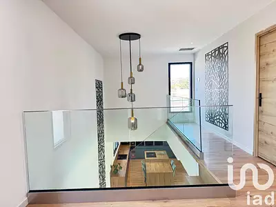 Maison, 232 m²