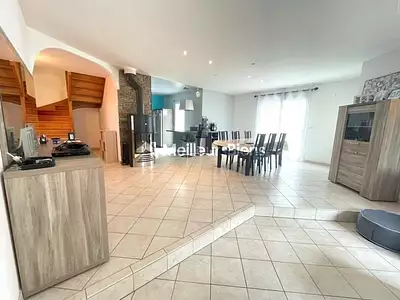 Maison, 193 m²