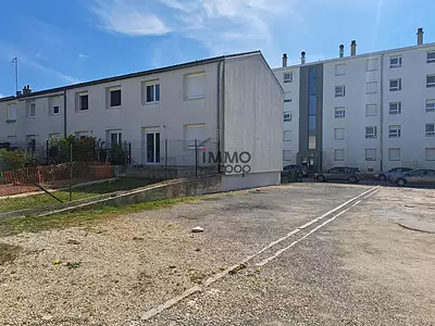 Terrain, 182 m²
