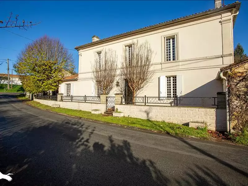 Maison, 230 m²