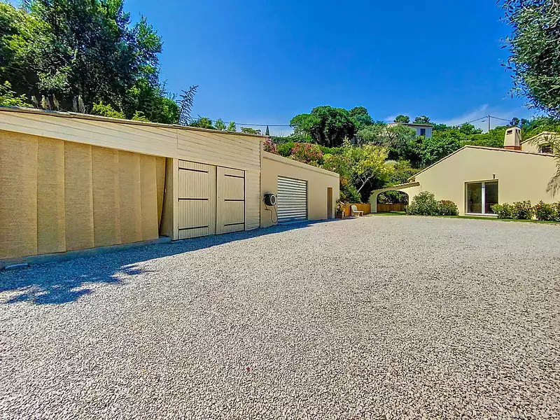 Maison, 185 m²