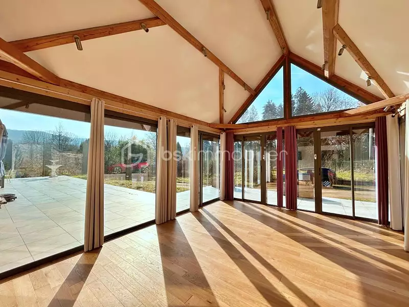 Maison, 785 m²