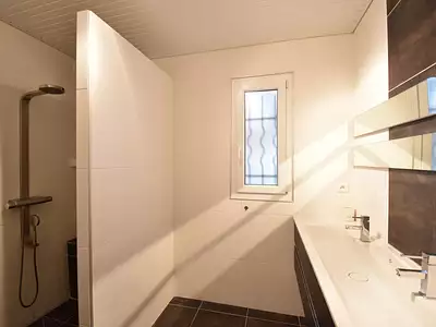 Maison, 240 m²