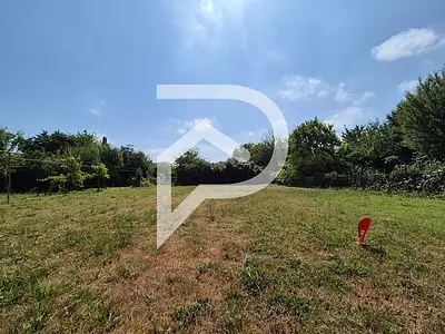 Terrain, 859 m²
