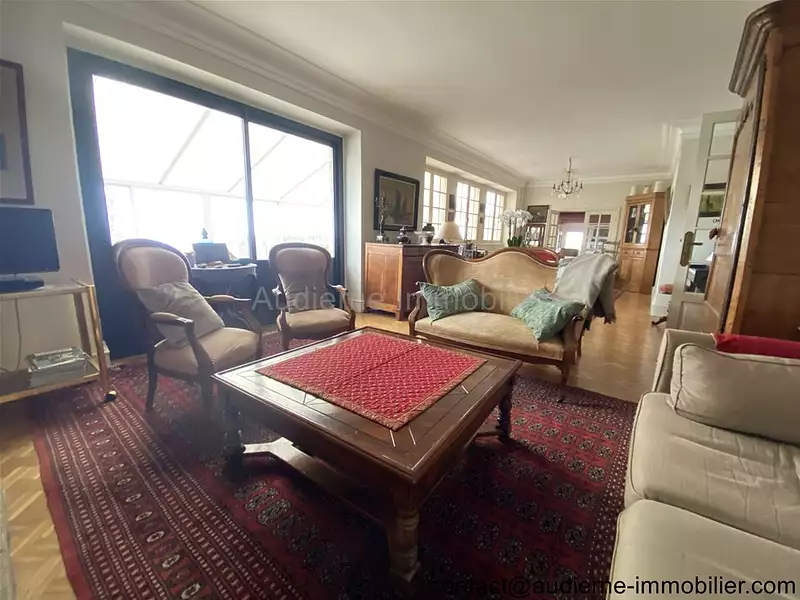 Maison, 180 m²