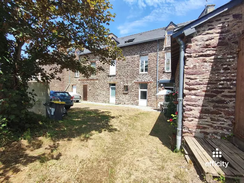Immeuble, 272 m²