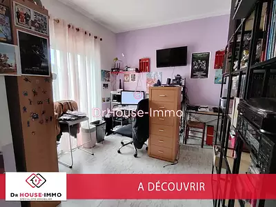 Maison, 240 m²