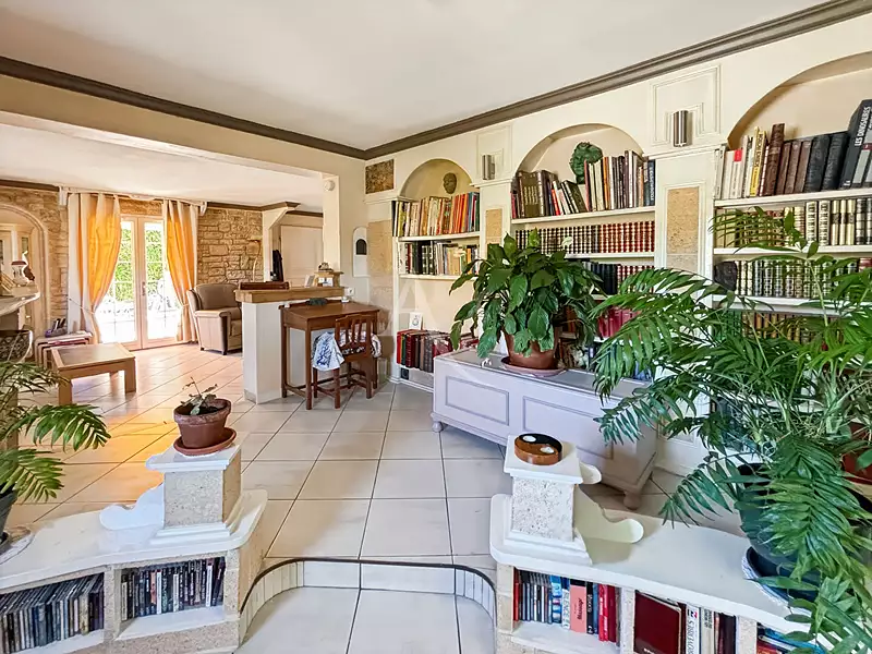 Maison, 185 m²