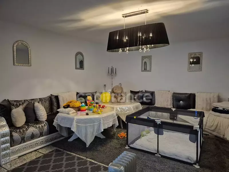 Maison, 167 m²
