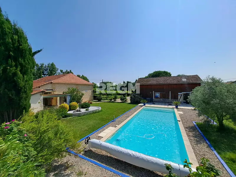 Maison, 264 m²