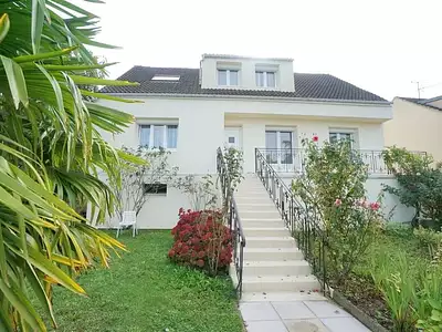 Maison, 146 m²