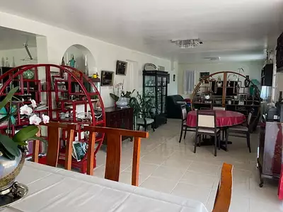 Maison, 172 m²