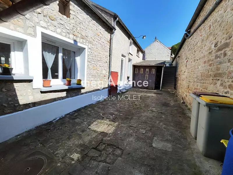 Maison, 160 m²
