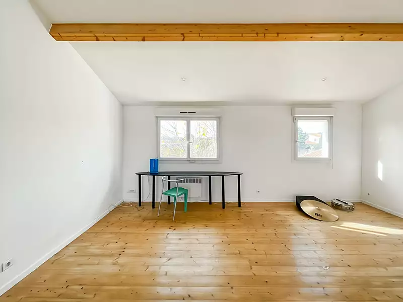 Maison, 166 m²