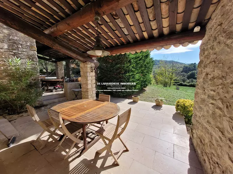 Maison, 300 m²