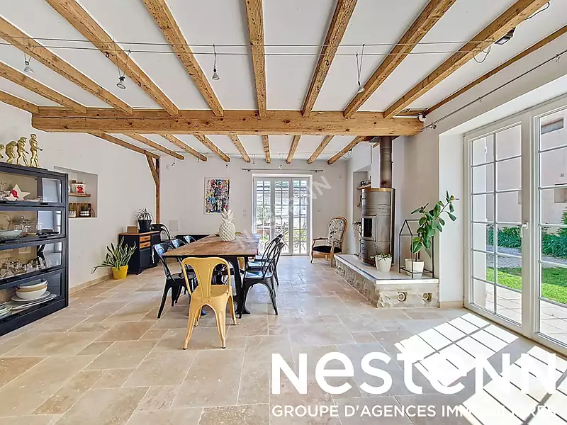 Maison, 230 m²
