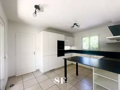 Maison, 190 m²