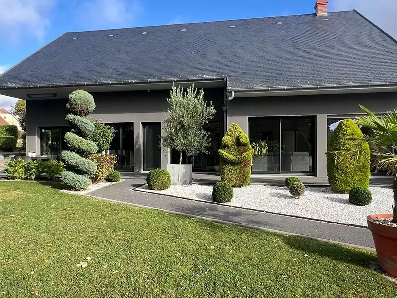Maison, 190 m²