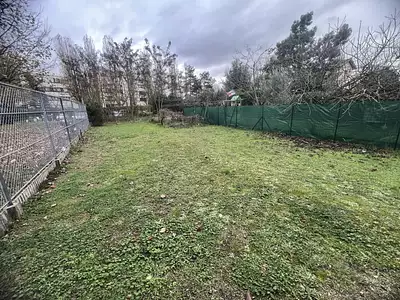 Terrain, 600 m²