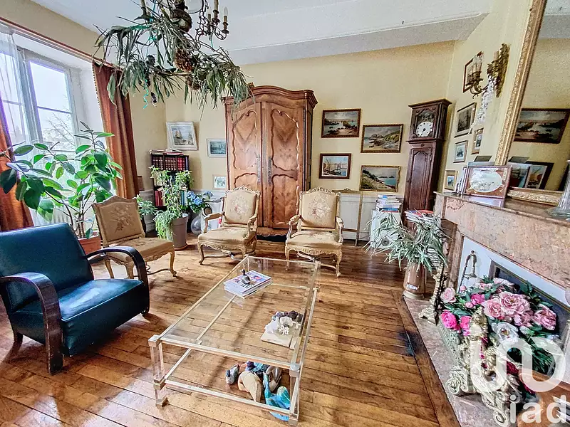 Maison, 297 m²