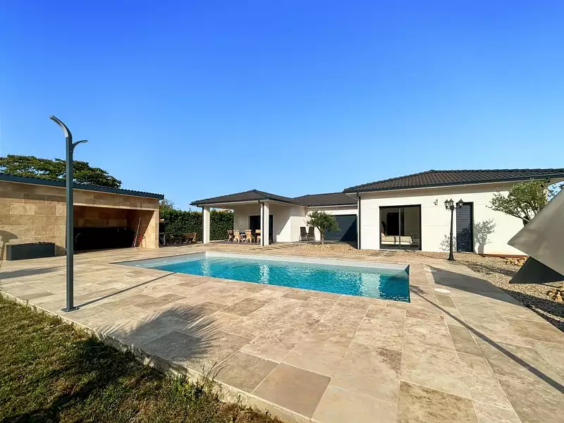 Maison, 167 m²