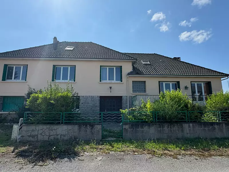 Maison, 235 m²