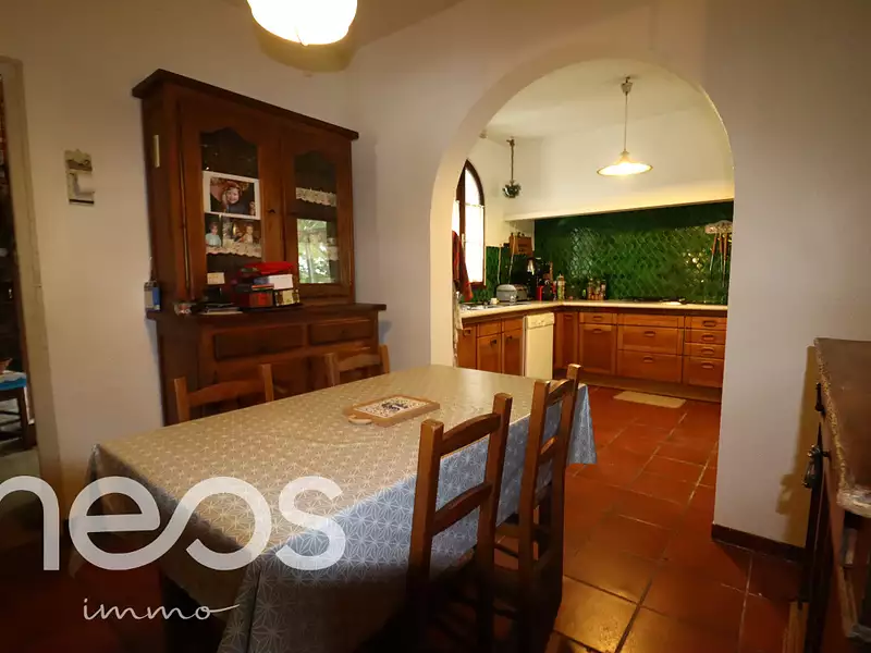 Maison, 280 m²