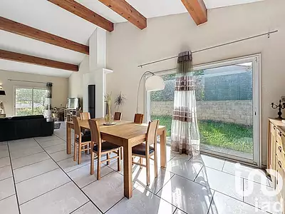 Maison, 170 m²