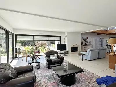 Maison, 270 m²