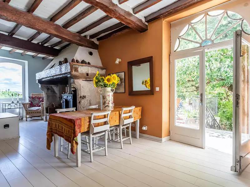 Maison, 275 m²