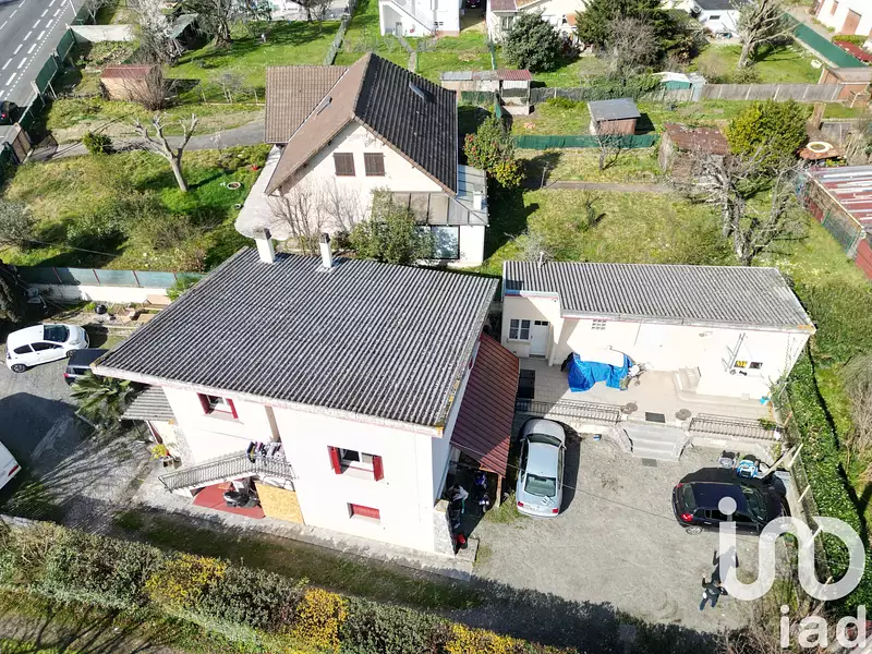 Immeuble, 157 m²