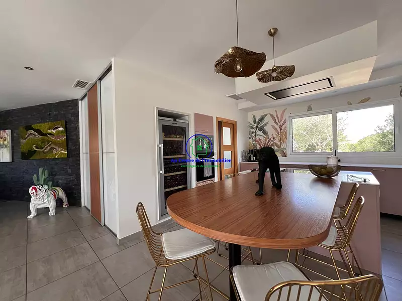 Maison, 191,02 m²