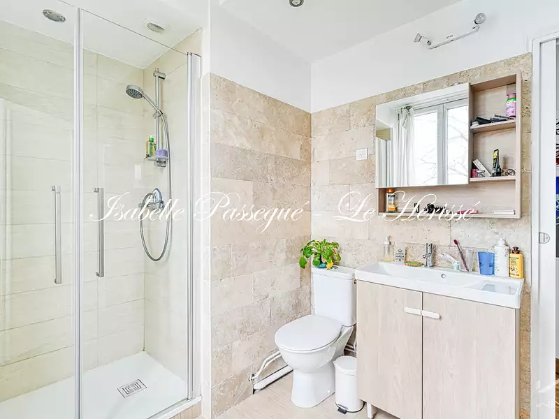 Maison, 180 m²