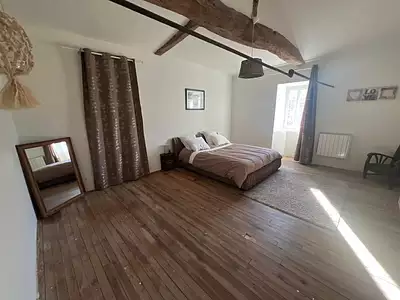 Maison, 281 m²