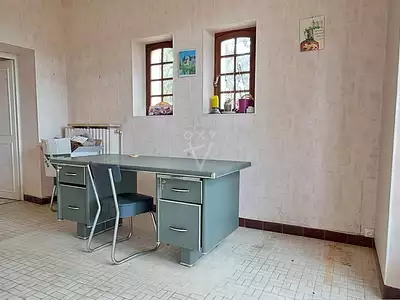 Maison, 225 m²
