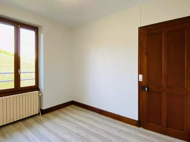 Maison, 196 m²