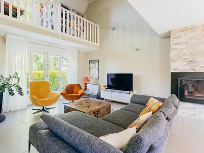 Maison, 215 m²