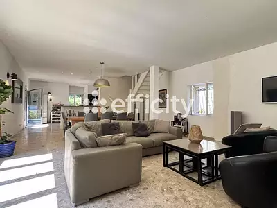 Maison, 450 m²