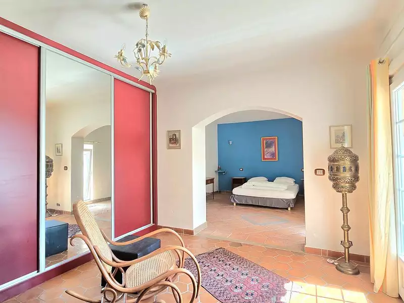 Maison, 286 m²