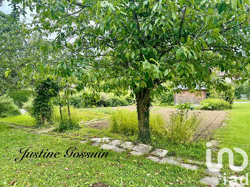 Terrain, 599 m²
